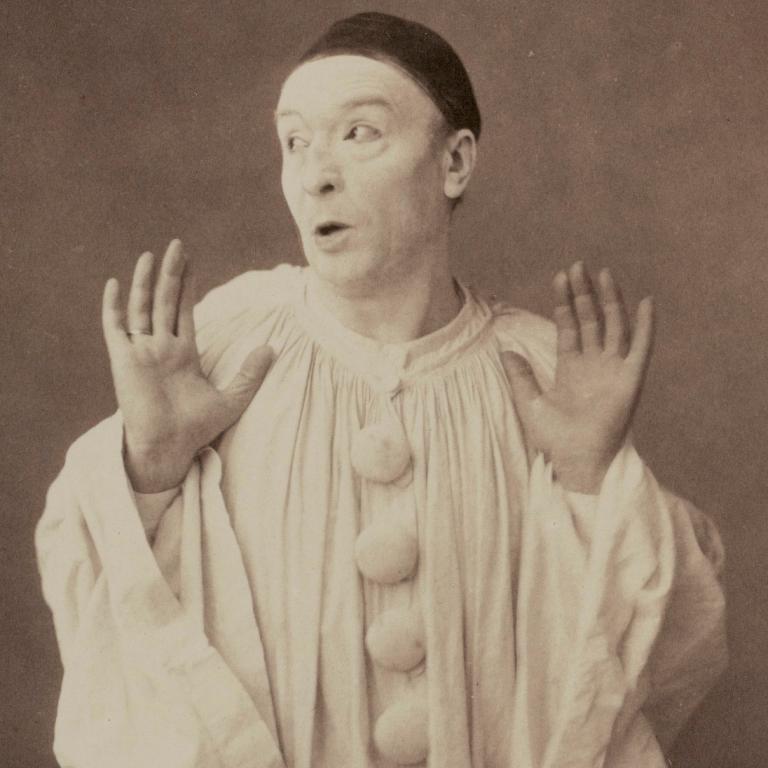 Il triste Pierrot di Paul Legrand ritratto da Nadar nel…