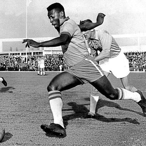 Pelè nel 1960 (partita Malmö-Brazil 1-7 due gol di Pelè;…