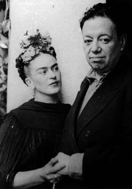 Frida Kahlo e Diego Rivera (fonte theredlist.com).