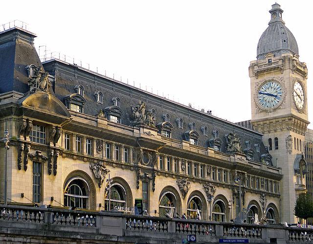 Parigi, Gare de Lyon (fonte: tripwolf.com).