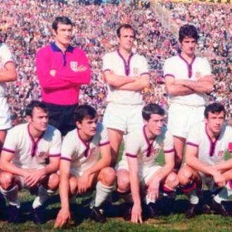 Il Cagliari campione d'Italia nel 1970 (Brugnera è il secondo in basso da sinistra)